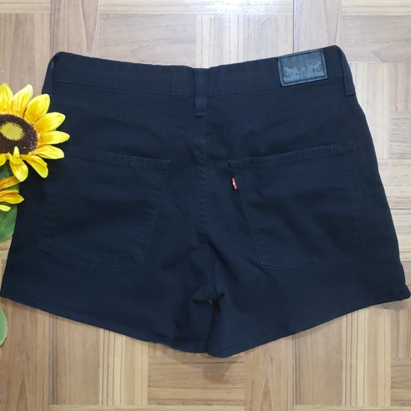 Levi's Pants - LEVI'S high rise black shorts